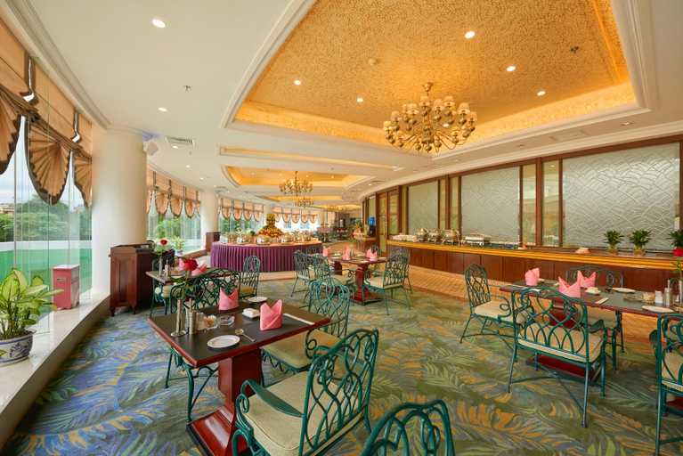Food & Drinks 5, International Hotel Loi Lai, Móng Cái