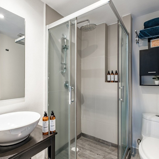 Room 4, 2BR Apartment With Jacuzzi - Pool - City Skyline, Mexico City