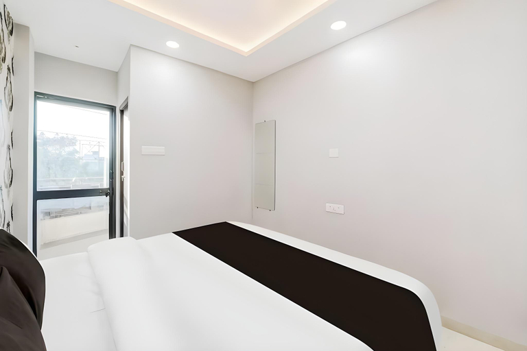 Bedroom 3, Hotel Twinkle Regency By Wishotel, Indore