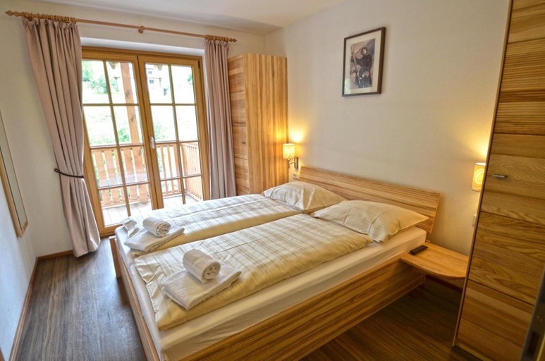 Room 4, Residence Kristall - TOP 7 Joker Card, Zell am See