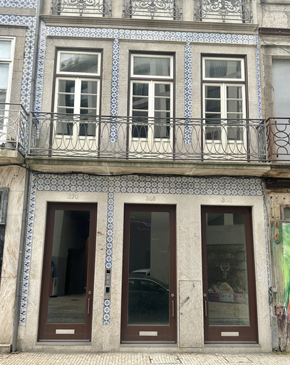 Room 5, Collection 2T in Oporto, Vila Nova de Gaia