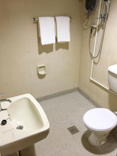 Bathroom 4, Barrack Street Hotel, Larut and Matang