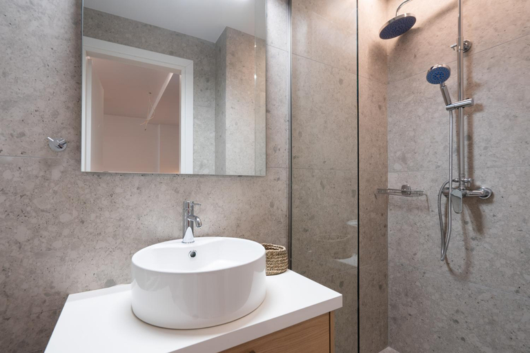 Bathroom 3, Kosmos Luxury Residences, Attica