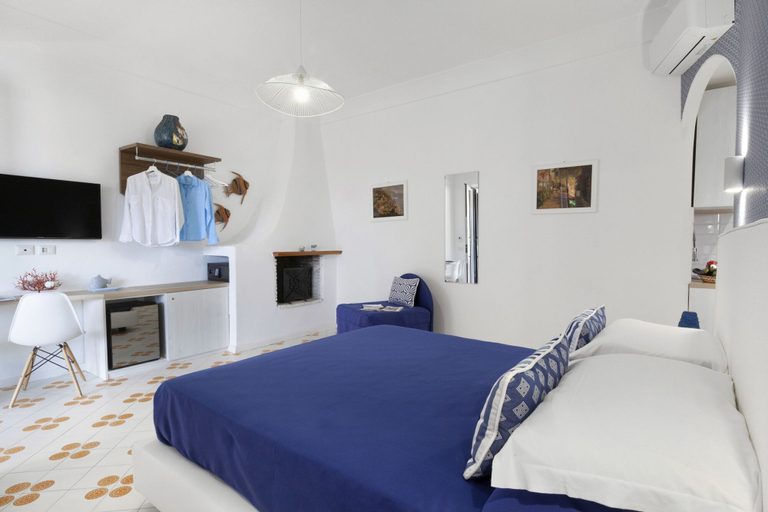 Others 5, Estate4home - Ondine, Salerno