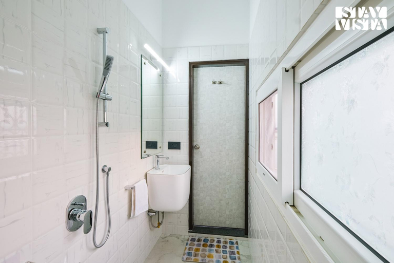 Bathroom 4, StayVista at The Ganga House, Varanasi
