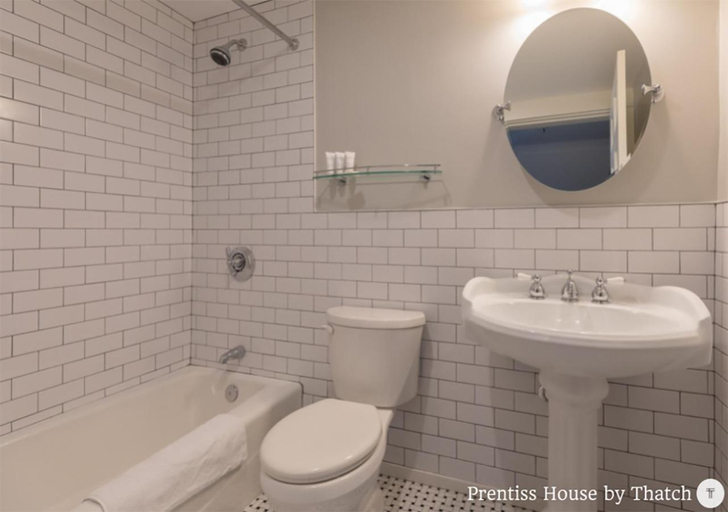 Bathroom 3, Cambridge, Prentiss House, Cambridge