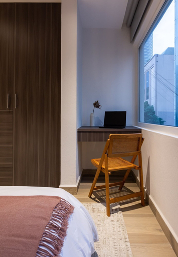 Room 3, Elbe Retreat Trendy 2 BR w Balcony in Mexico City, Mexico City