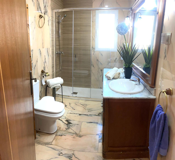 Bathroom 2, Villa huetor Cerca de sierra Nevada, Granada
