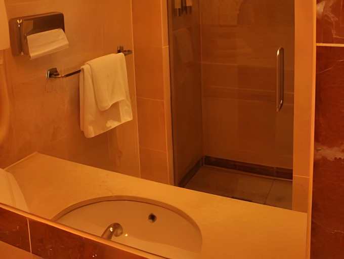 Bathroom 4, Boutique Hotel De Doelen, Groningen