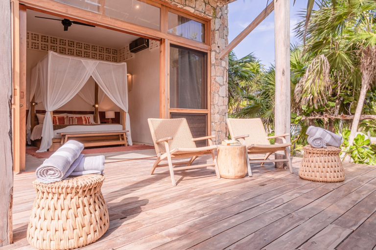 Room 3, Anana Casa Kaab Kaan Rooftop Pool Beachfront, Cozumel