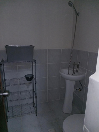 Bathroom, Haven of Deities Property Rental, Lapu-Lapu City