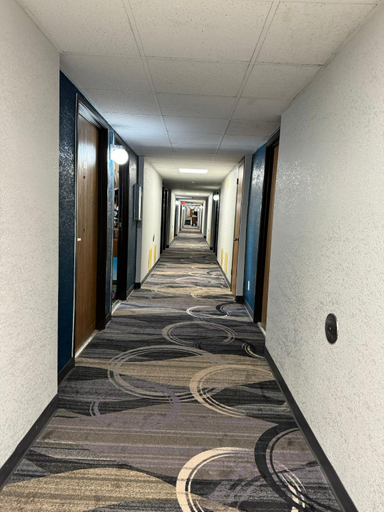 Public Area 3, Motel 6 Eau Claire, WI, Eau Claire