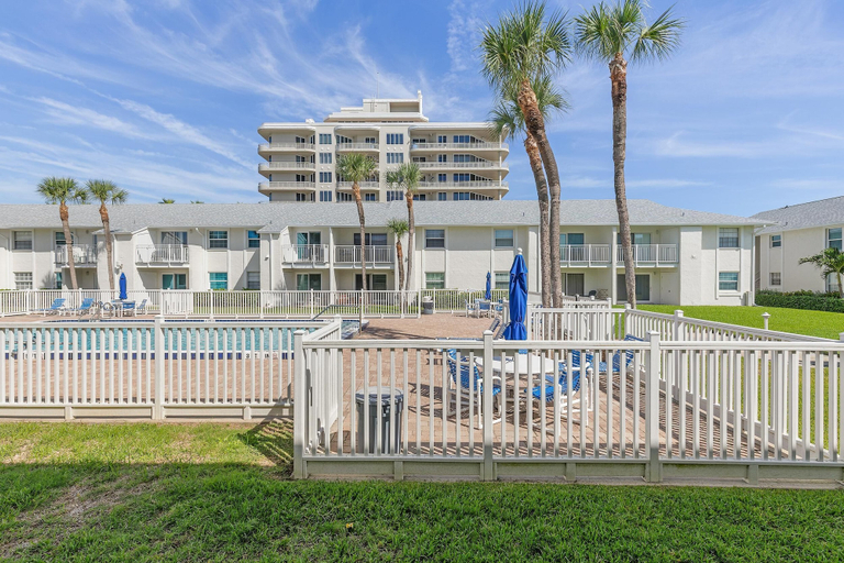 Exterior & Views 2, Colony Beach Club 120, Volusia
