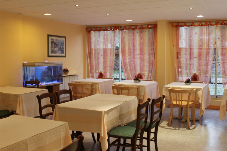 Food & Drinks 5, Hotel Le Village, Essonne