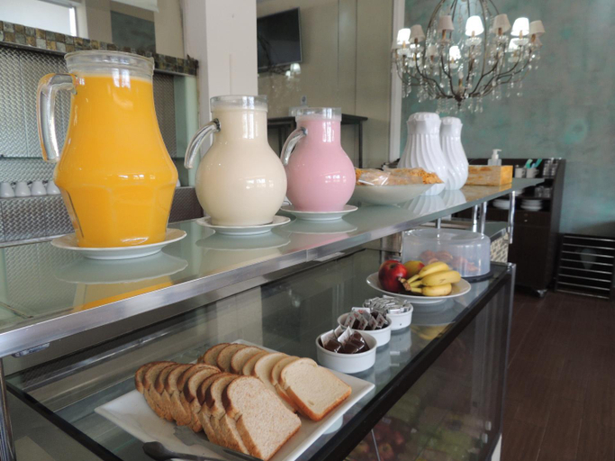 Food & Drinks 5, Park View Hotel & Residences, Campana