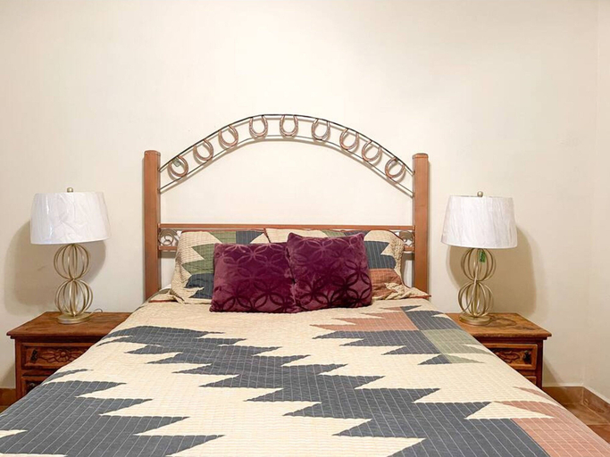 Room 3, Homely Mexican Accent Apartment 2, Puerto Peñasco