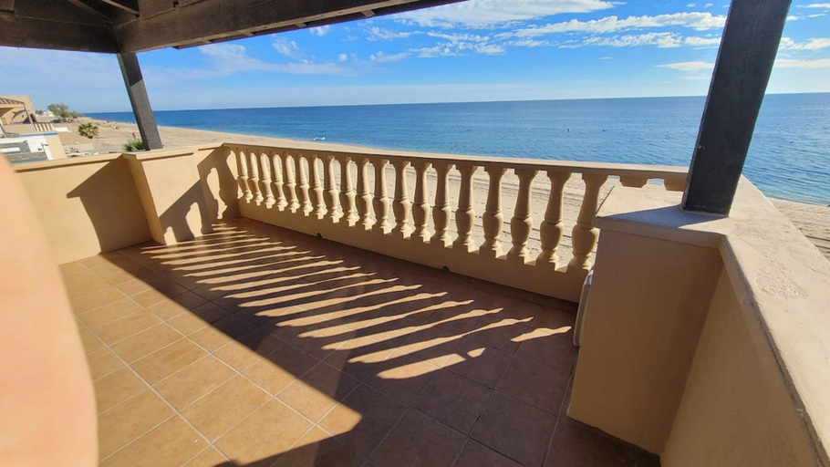 Room 3, Casa Tortuga Beachfront Las Palmas Mirador Beach, Puerto Peñasco