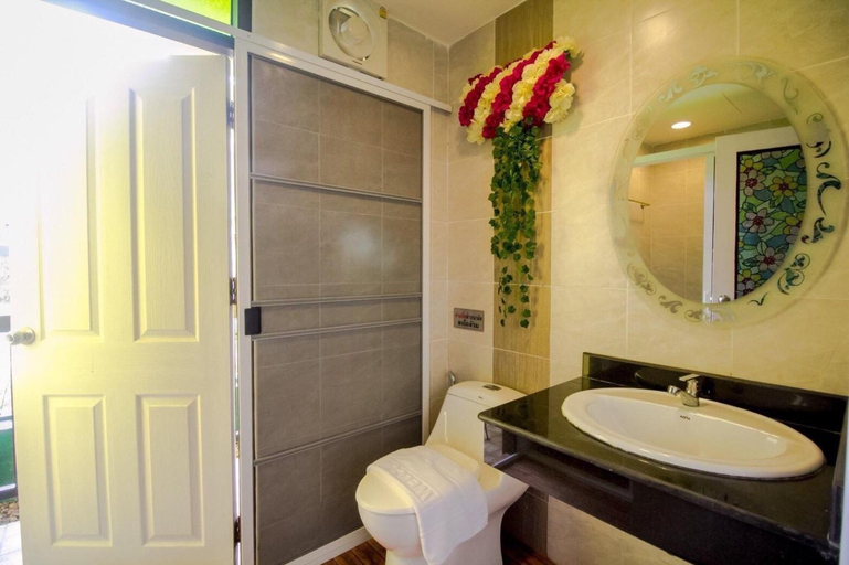 Bathroom, FAI KHAM BOUTIQUE, San Kamphaeng