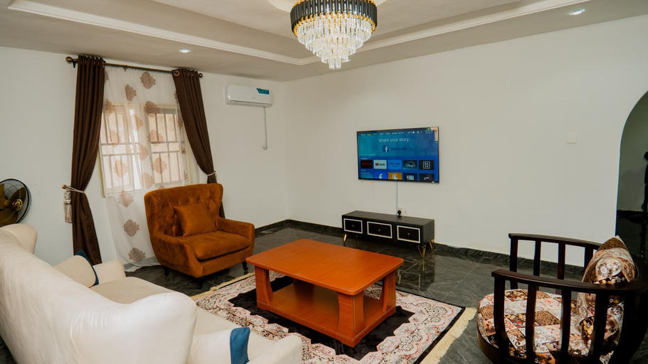 5, The Luxe Apartment, Kosofe