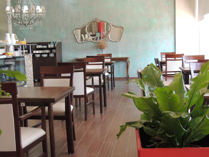 Food & Drinks 4, Park View Hotel & Residences, Campana