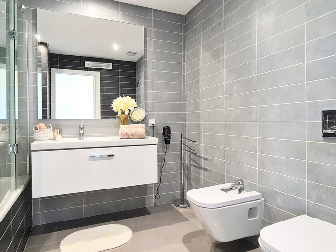 Bathroom 3, Rose Design, Albufeira
