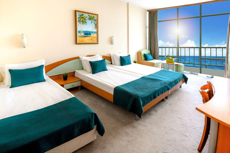 Bedroom 3, Palm Beach Hotel, Varna