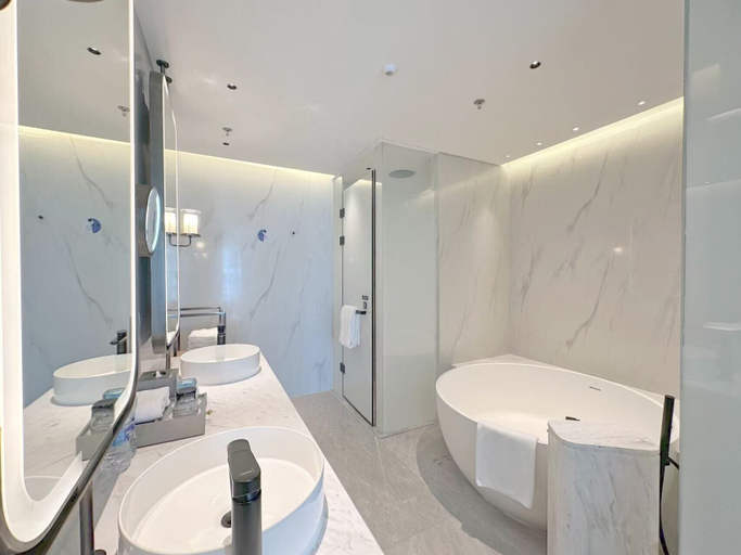 Bathroom 4, Beihai Marriott Resort, Beihai