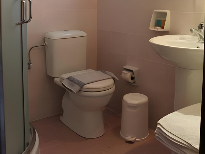 Bathroom 4, Vallian Village, South Aegean