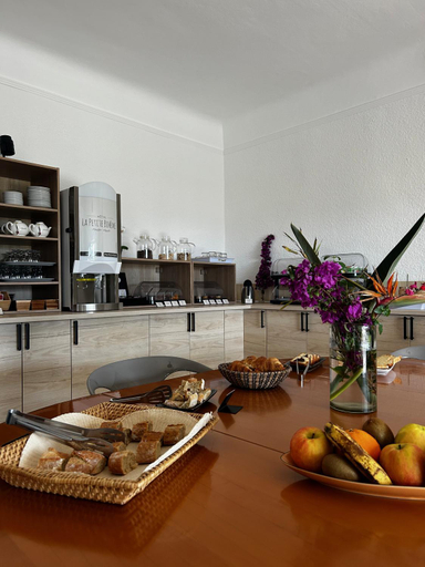 Food & Drinks 4, Hotel La Petite Boheme, Var