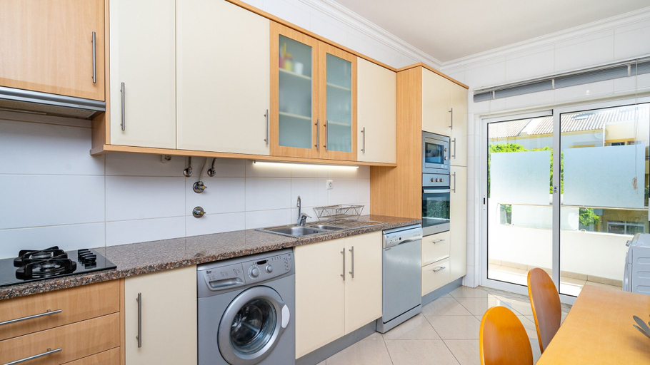 Room 5, Falesia Marina in Vilamoura, Loulé