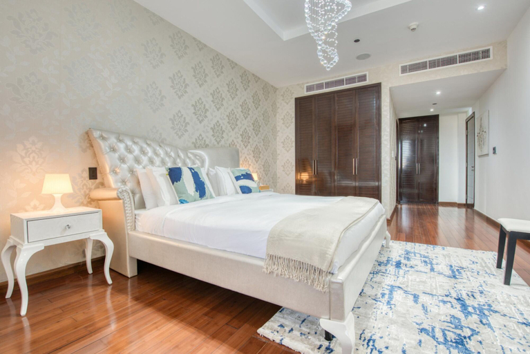 Room 4, Stunning Sea View Private Beach on the Palm, Dubai