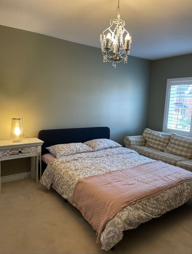 Room 3, Stylish 4BR Oasis Peaceful Mississauga Location, Peel
