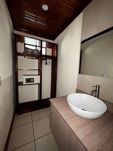 Bathroom 3, Hotel Linda Vista, San Ramón
