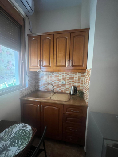 Others 4, Villa Andrea, Vlorës