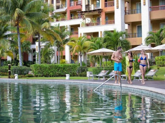 Room 3, 2BD Del Palmar Cancun Luxury Resort, La Paz