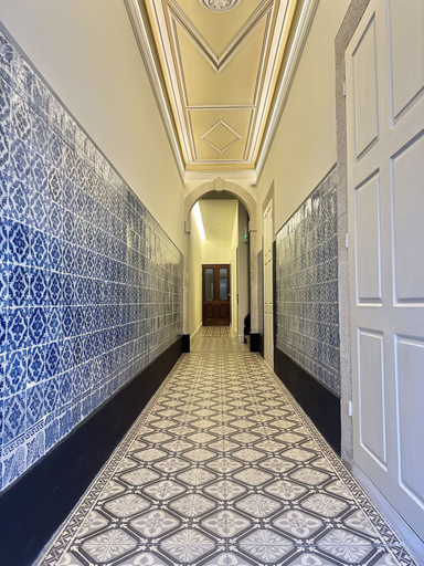 Room 4, Collection 2T in Oporto, Vila Nova de Gaia