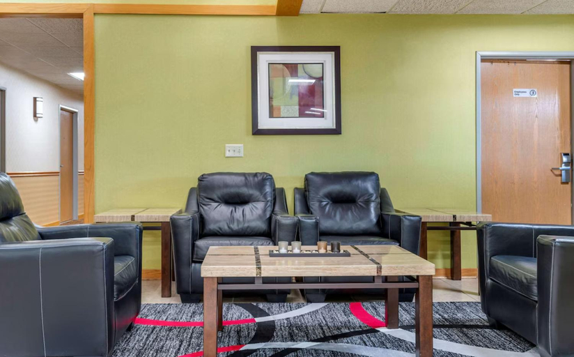 Public Area 4, CORATEL INN & SUITES BY JASPER RIVERFALLS, Saint Croix