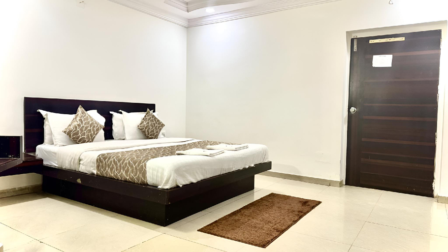 Others 5, Hotel Dev Palace, Ahmadabad