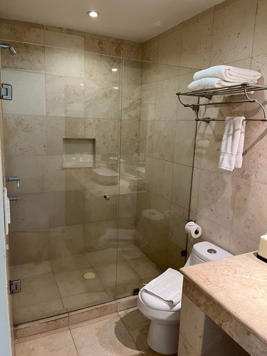 Room 3, Arquimedes Art 105 I Spacious 1BR in Polanco, Mexico City