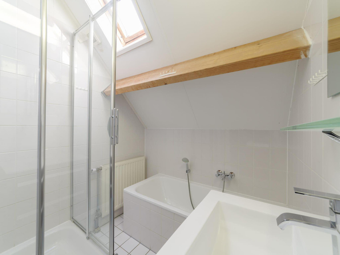 Bathroom 4, Holiday Home in Zeeland with Spacious Garden, Kapelle