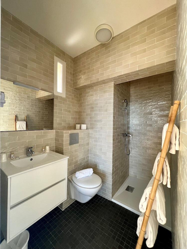 Bathroom 3, Hotel Posta Vecchia, Haute-Corse