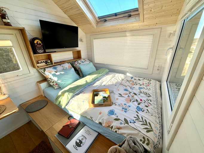Bedroom 3, Bieszczadzka Osada Saunowisko w cenie jacuzzi na wylacznosc, sauna basen, Bieszczady