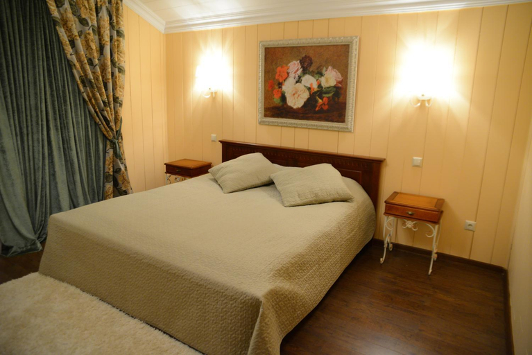 Others 5, Hotel Ptich, Minsk