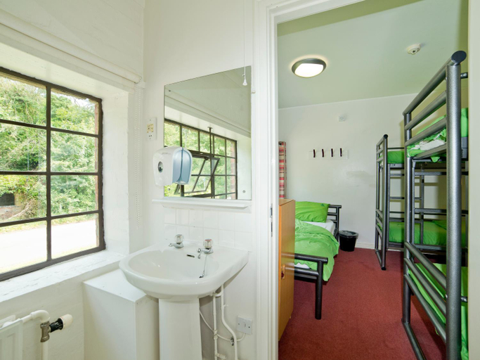 Bathroom 2, YHA Ironbridge Coalport, Telford and Wrekin