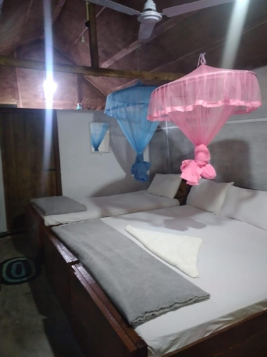 Bedroom 4, Scoop Cabana Kitesurfing, Kalpitiya