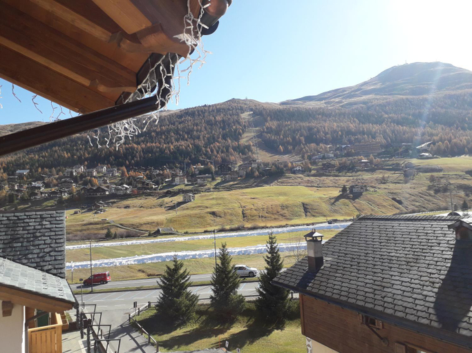 Others 5, Garni Al Silvestri Vei, Sondrio