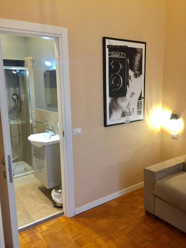 Bathroom 3, Amedeo Square, Napoli