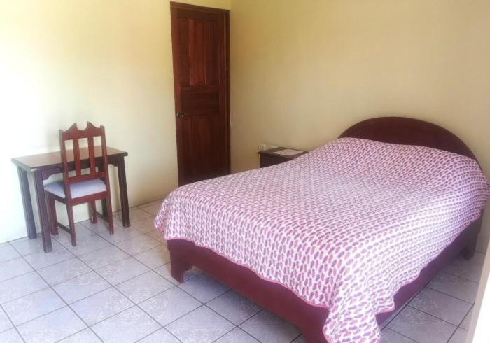 Bedroom 2, Hotel Montecito Pz, Pérez Zeledón