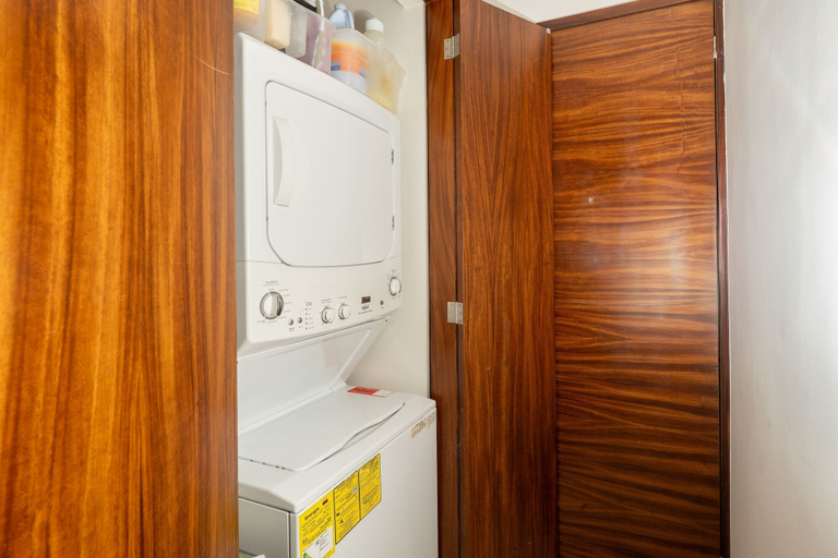 Room 5, 3 Adults or 2 Adults 2 Kids 1 Block From Ocean A Location, Puerto Vallarta