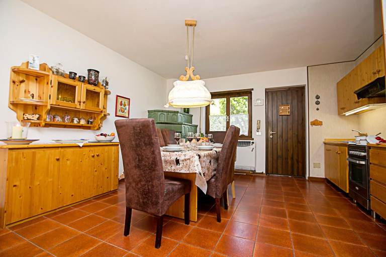 Others 1, Residence Christina Due Laghi, Trento